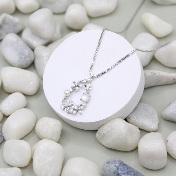 Bloom Necklace